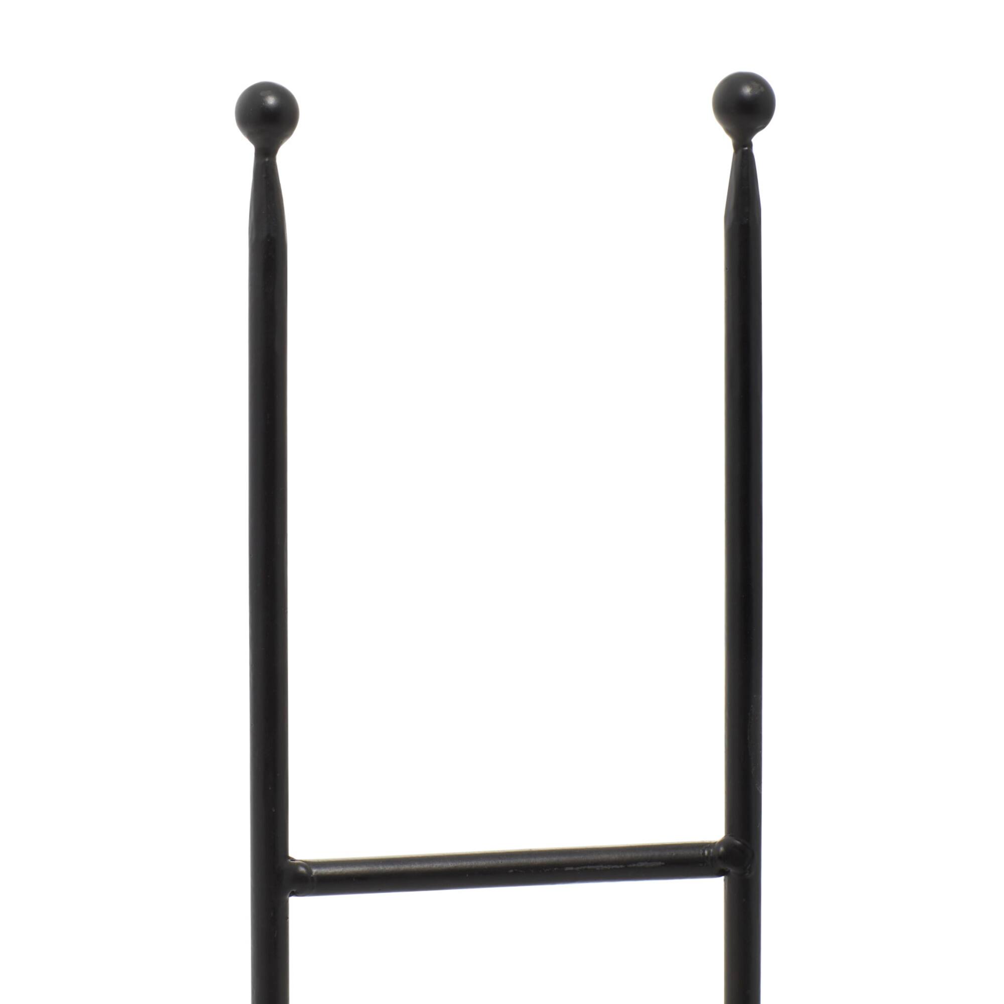 Black Metal Modern Easel Set